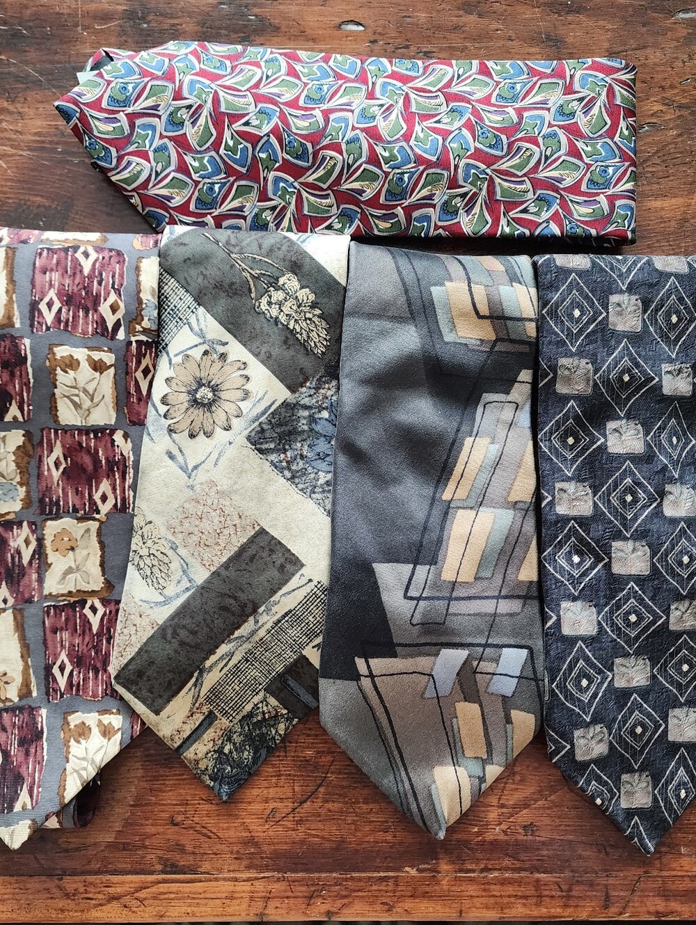 Lot Of 5 Men's 100% Silk Neckties Ties Geometric Florals Red Grey Brown Mixed